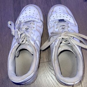 Very used air force 1!